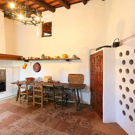 Moli De Mayola Six Bedroom *