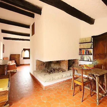 Moli De Mayola Six Bedroom